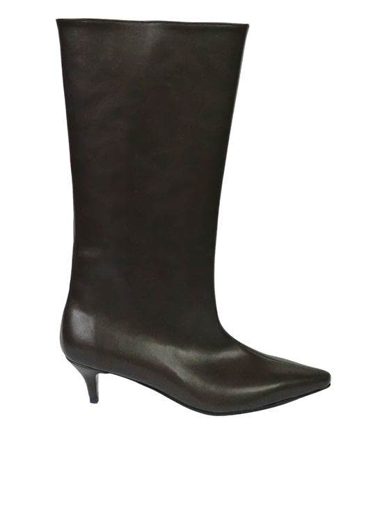 SOA LONG BROWN LEATHER BOOTS